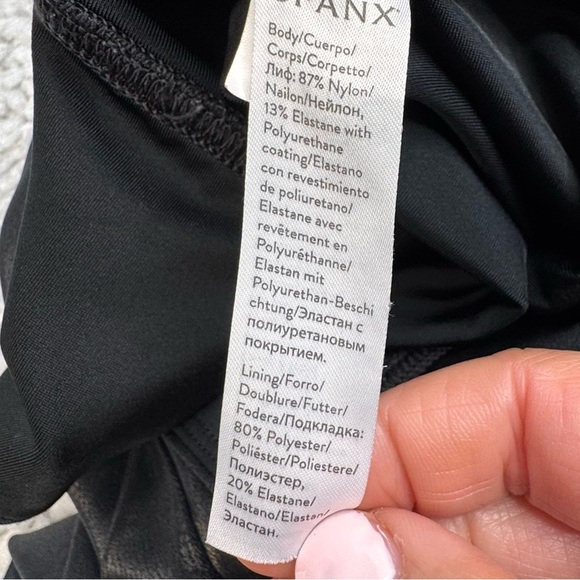 Spanx Faux Leather Leopard Print Black Bike Shorts. Medium FLAW - Picture 10 of 12